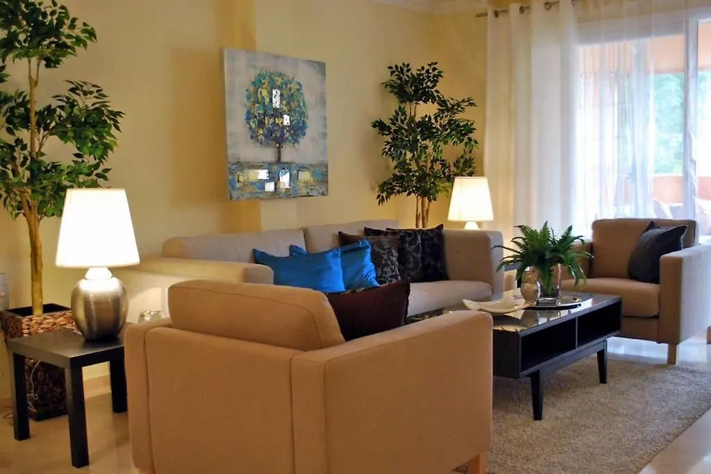 R22 Three Bed Apartment With Spa Marbella Spain